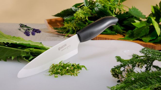 
                    ceramic vegetable knife is appropriate for cutting herbs or fruit