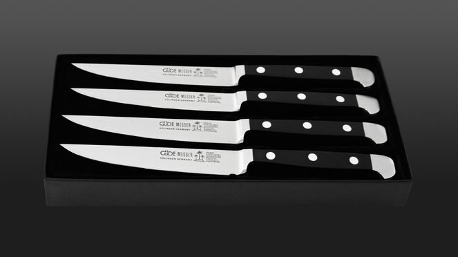 
                    Le set de couteaux à steak Porterhouse comprend quatre couteaux