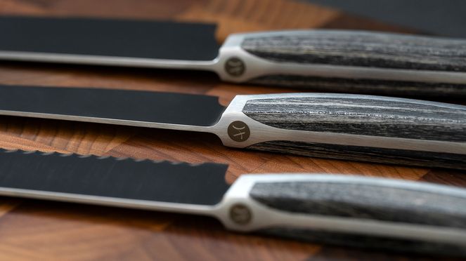 
                    Caminada Santoku Black of the Caminada ash wood series