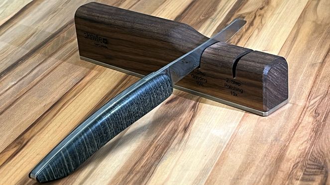 
                    sknife knife sharpener for sharpening pocket knives
